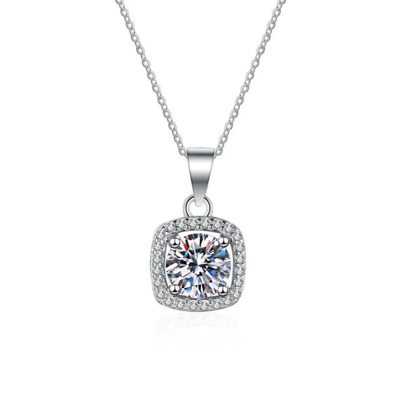 ZFSILVER Fashion Trendy Classic Simple s925 Silver Color D 1ct Moissanite Princess Square Necklace For Women Accessories Jewelry
ZFSILVER Fashion Trendy Classic Simple s925 Silver Color D 1ct Moissanite Princess Square Necklace For Women Accessories Jewelry