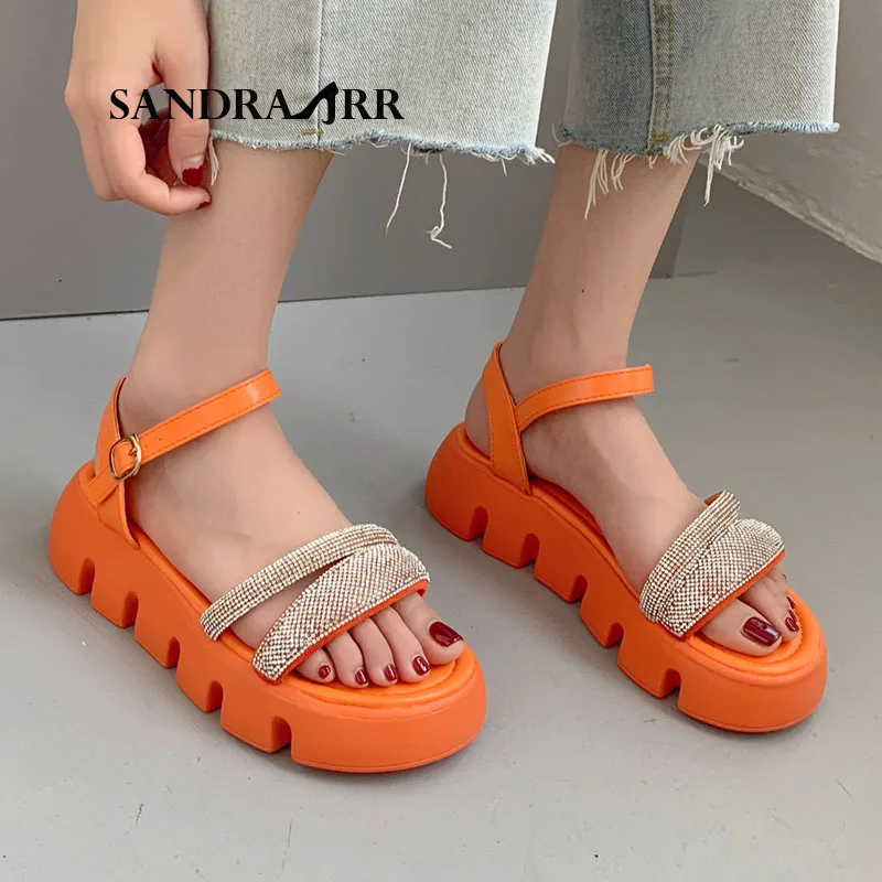 SANDRA JRR Summer Sandals Women Heels Platform Shoes Thick Heel Flat Sandals Crystal Strap Rome Style
SANDRA JRR Summer Sandals Women Heels Platform Shoes Thick Heel Flat Sandals Crystal Strap Rome Style
