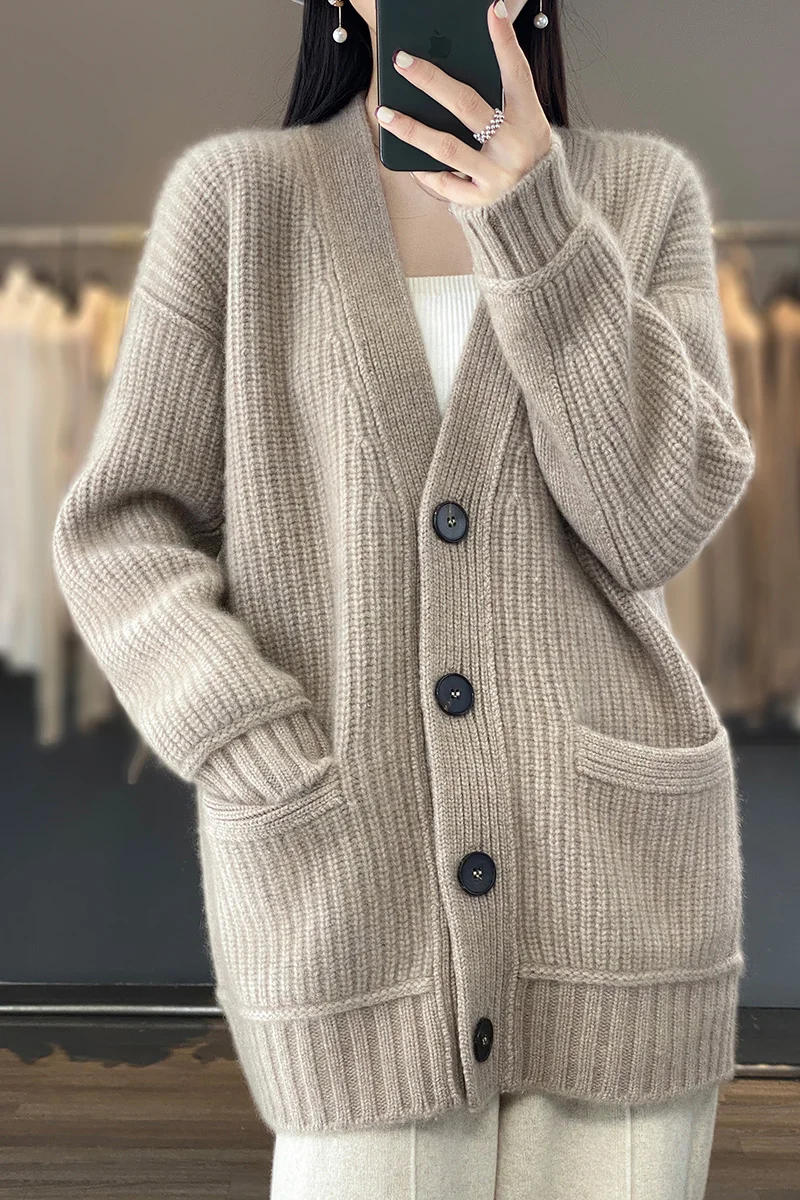 100% Merino Wool Cardigan Sweater 2023 Autumn And Winter New Women's Official Heavy Thickened Long Striped Top Coat
100% Merino Wool Cardigan Sweater 2023 Autumn And Winter New Women's Official Heavy Thickened Long Striped Top Coat