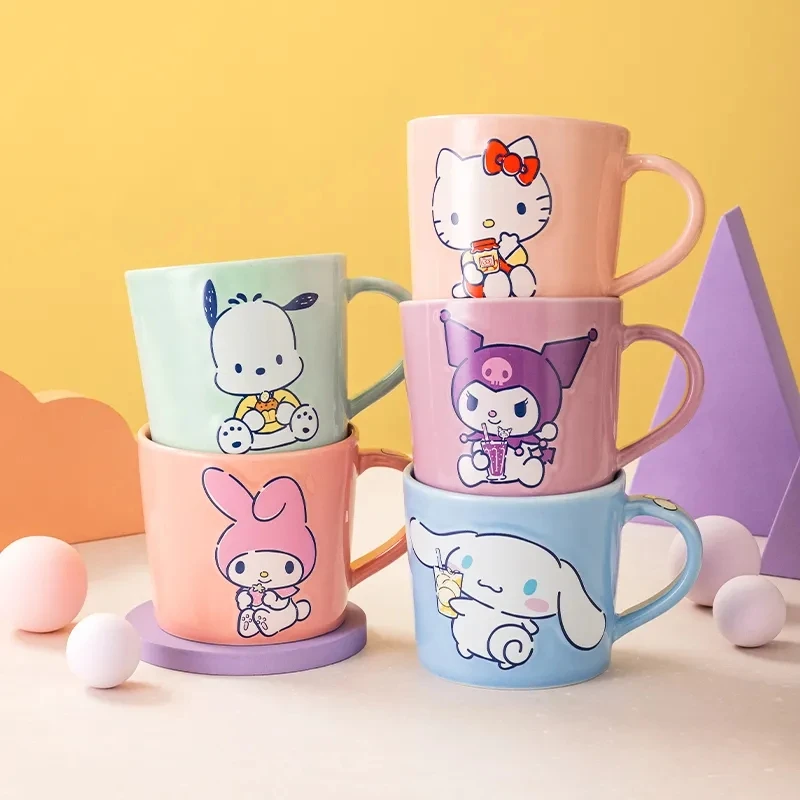 Sanrio Kawaii Hello Kitty Water Cup Cartoon New Pochacco Ceramic Water Cup Creative Embossed Drinking Cup Children's Drink Cup
Sanrio Kawaii Hello Kitty Water Cup Cartoon New Pochacco Ceramic Water Cup Creative Embossed Drinking Cup Children's Drink Cup