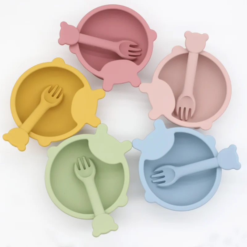 2022 BPA Free Slip Toddler Food grade Silicone Baby Suction Bowl With Spoon fork For Kids Feeding Tableware Set
2022 BPA Free Slip Toddler Food grade Silicone Baby Suction Bowl With Spoon fork For Kids Feeding Tableware Set