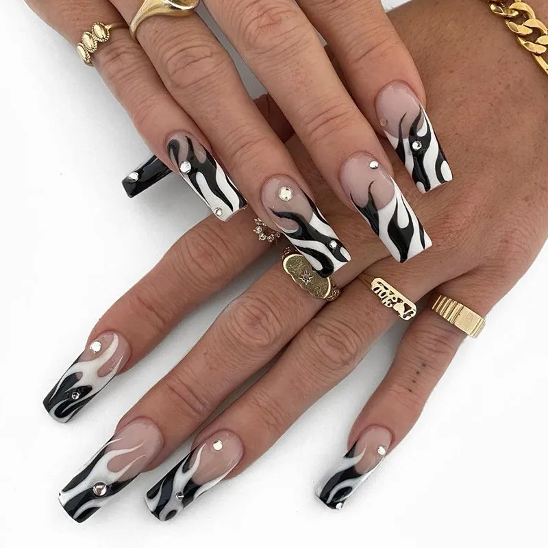 Moogoldee Black Flame Press on Fake Nails Long Coffin Square Full Cover False Nail Art Tips with Design Manicure DIY Daily Nail
Moogoldee Black Flame Press on Fake Nails Long Coffin Square Full Cover False Nail Art Tips with Design Manicure DIY Daily Nail