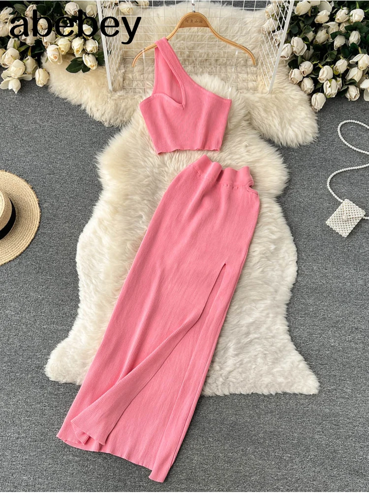 2022 Pink Summer Women Solid 2 Piece One Shoulder Crop Top Tanks Slit Midi Skirt Set Bodycon Sexy Party Elegant Outfit
2022 Pink Summer Women Solid 2 Piece One Shoulder Crop Top Tanks Slit Midi Skirt Set Bodycon Sexy Party Elegant Outfit