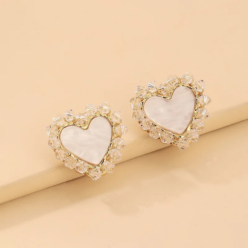 Cute / Romantic Heart Shape Shell Stud Earrings Metal Earrings Fashion Jewelry for Women Small Ear Studs Korean Style Wholesale
Cute / Romantic Heart Shape Shell Stud Earrings Metal Earrings Fashion Jewelry for Women Small Ear Studs Korean Style Wholesale