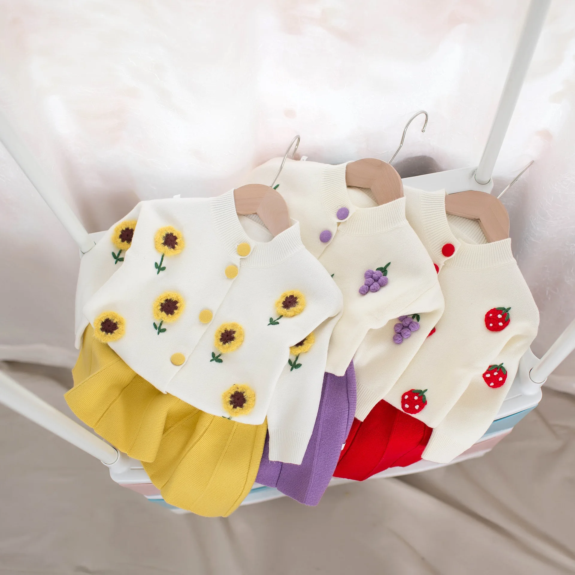 Baby Set for Girls Spring Summer Infant Long Sleeve Floral Coat+Skirt Newborn Knit Suits Kids Baby Children Costumes
Baby Set for Girls Spring Summer Infant Long Sleeve Floral Coat+Skirt Newborn Knit Suits Kids Baby Children Costumes