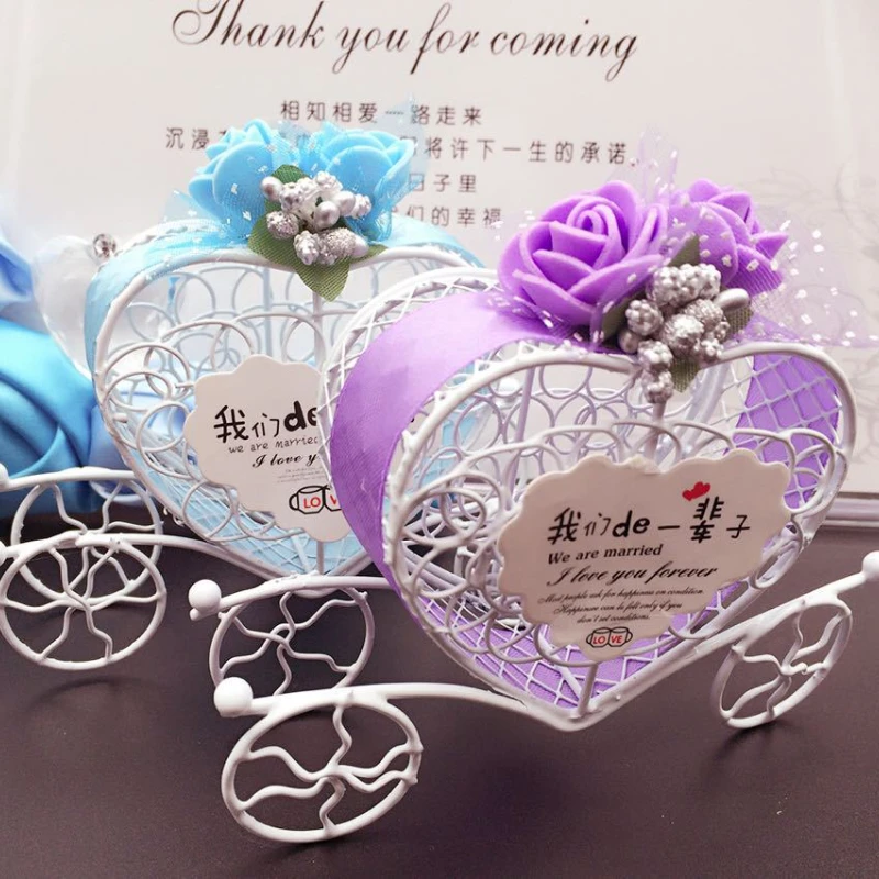 10pcs New Creative Heart Shaped Carriage Candy Box European Style Personalized Iron Art Metal Wedding Supplies
10pcs New Creative Heart Shaped Carriage Candy Box European Style Personalized Iron Art Metal Wedding Supplies