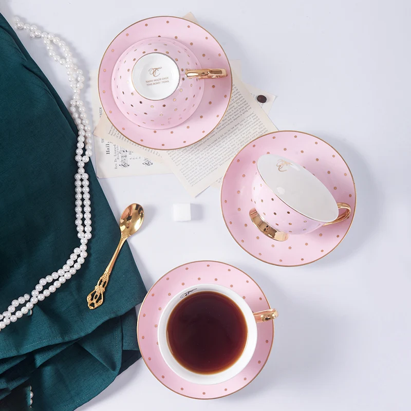 Beautiful Cup And Saucer Set Bone China Porcelain Coffee Cup Aesthetic Aftermoon Tea Mugs Tazzine Da Caffe Colazione Tableware
Beautiful Cup And Saucer Set Bone China Porcelain Coffee Cup Aesthetic Aftermoon Tea Mugs Tazzine Da Caffe Colazione Tableware