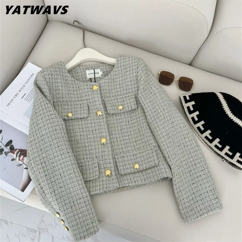 High Quality Female Fashion Golden Single Breasted Coat Jacket Women 2022 Luxury Sequins Vintage Outerwear Autumn Jackets
High Quality Female Fashion Golden Single Breasted Coat Jacket Women 2022 Luxury Sequins Vintage Outerwear Autumn Jackets
