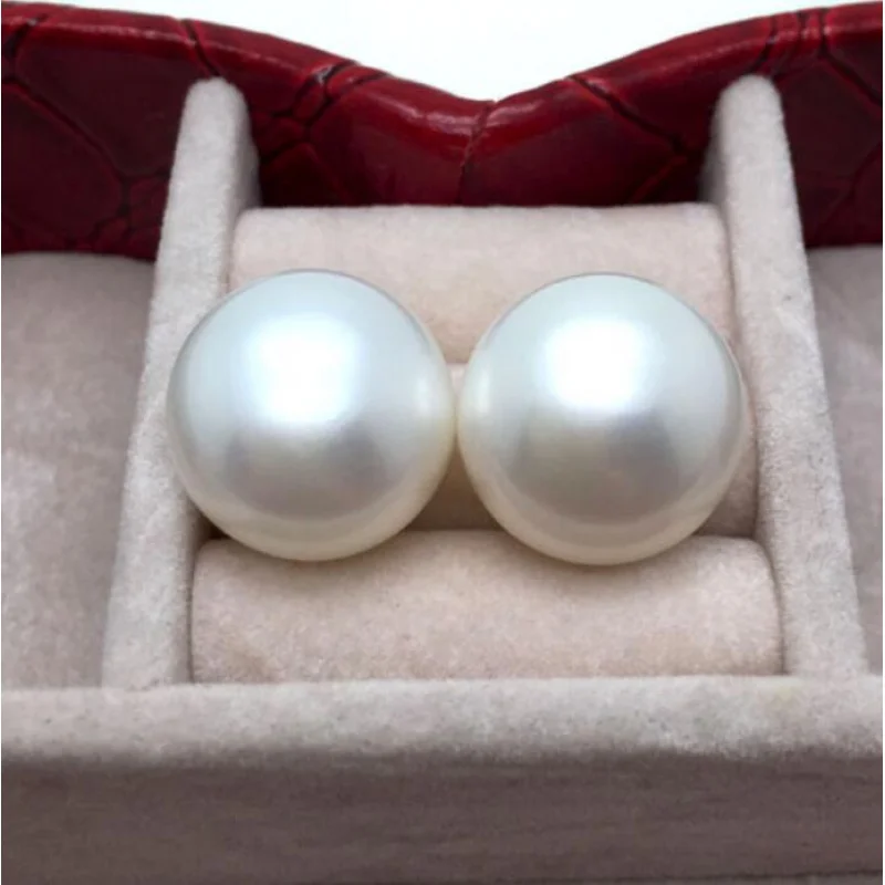 Супер большие серьги из натурального жемчуга 13-14 мм, серебро 925 пробы
Супер большие серьги из натурального жемчуга 13-14 мм, серебро 925 пробы