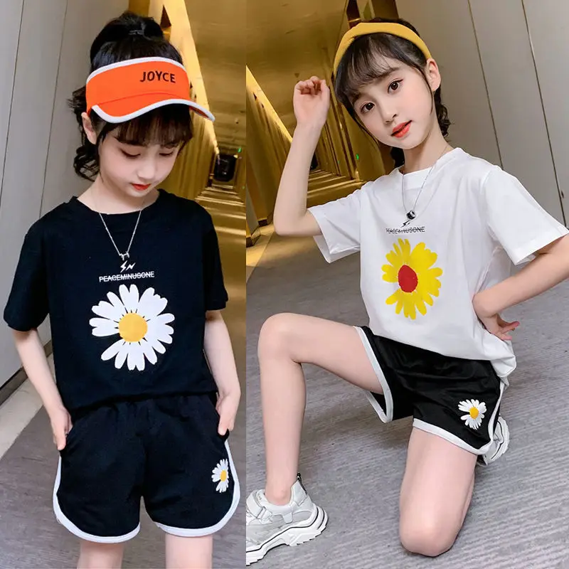 Sports and Leisure T-shirt + Shorts 2022 Summer Sunshine Fashion All-match Kid Suit Cute Charming Girl Top Baby Toddler Short
Sports and Leisure T-shirt + Shorts 2022 Summer Sunshine Fashion All-match Kid Suit Cute Charming Girl Top Baby Toddler Short