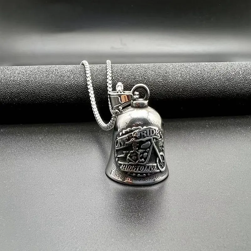 Retro Silver Color Punk Motorcycle Skeleton Character Bell Pendant Men's Lucky Rider Everyday Casual Street Accessories Gift
Retro Silver Color Punk Motorcycle Skeleton Character Bell Pendant Men's Lucky Rider Everyday Casual Street Accessories Gift