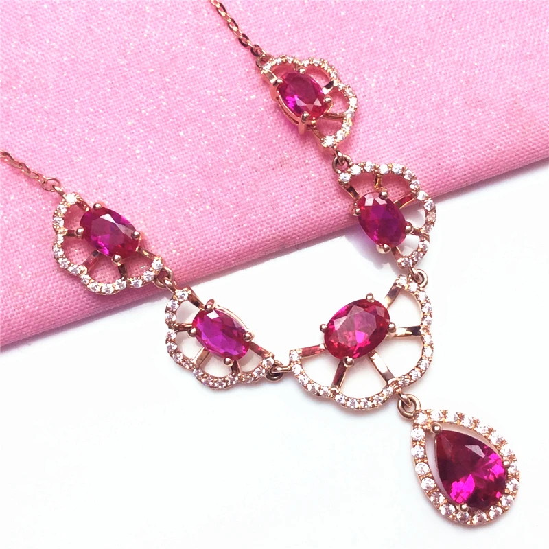 585 Purple Gold 14K Rose Gold Ruby Water Drop Petals Pendant Exquisite Luxury Necklace Wedding Engagement Jewelry Accessories
585 Purple Gold 14K Rose Gold Ruby Water Drop Petals Pendant Exquisite Luxury Necklace Wedding Engagement Jewelry Accessories