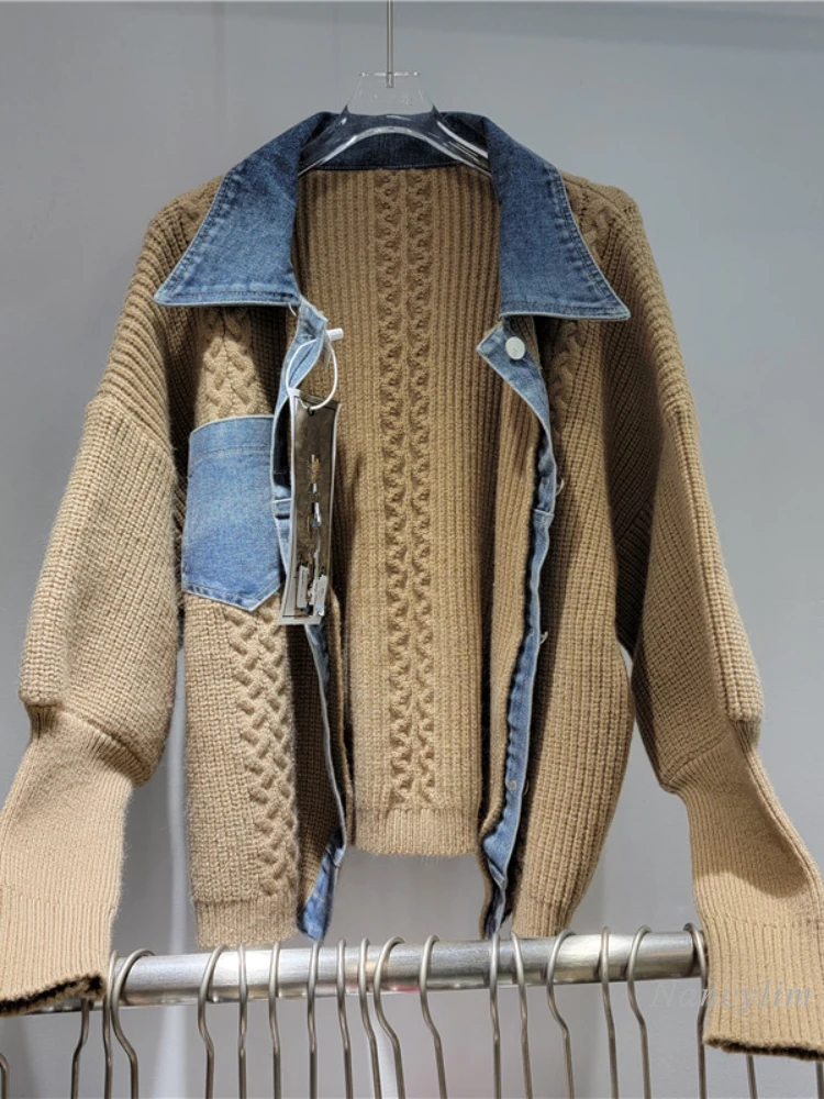American Style Patchwork Jeans Cardigan Coat Women's Autumn and Winter New Design Sense Khaki Knitted Sweater Daily Street Top
American Style Patchwork Jeans Cardigan Coat Women's Autumn and Winter New Design Sense Khaki Knitted Sweater Daily Street Top
