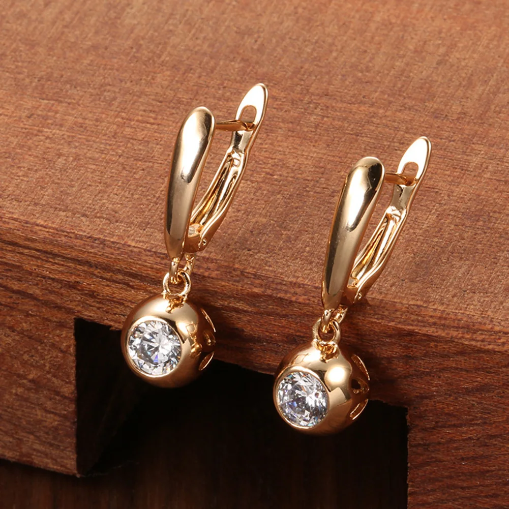 2022 Gold Color Geometric Round Square Shaped Earrings for Women Girls Fashion Hollow Pendant Earrings INS Jewelry Accessories
2022 Gold Color Geometric Round Square Shaped Earrings for Women Girls Fashion Hollow Pendant Earrings INS Jewelry Accessories
