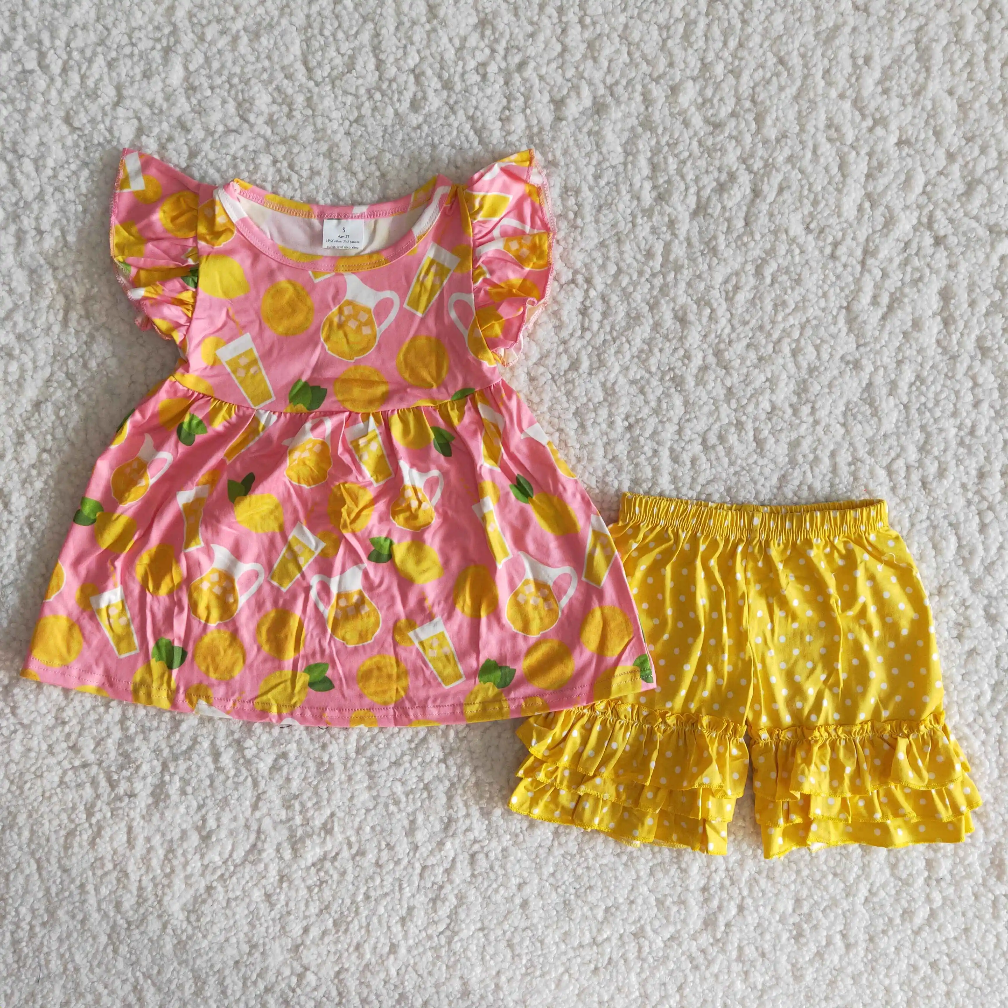 Boutique children clothing fruit drink bright color fly sleeve shirt yellow dot shorts 2 piece outfit cute toddler girl clothes
Boutique children clothing fruit drink bright color fly sleeve shirt yellow dot shorts 2 piece outfit cute toddler girl clothes