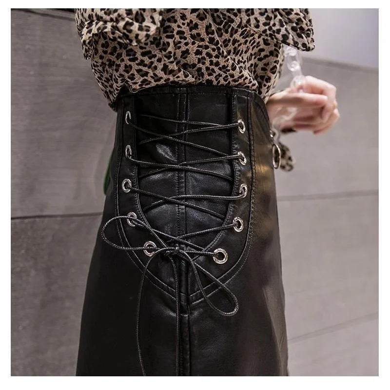 Autumn Ladies Above Knee Black PU Leather Mini Skirts Winter Women High Waist Bodycon Front Zipper Elegant Short Skirt X83
Autumn Ladies Above Knee Black PU Leather Mini Skirts Winter Women High Waist Bodycon Front Zipper Elegant Short Skirt X83