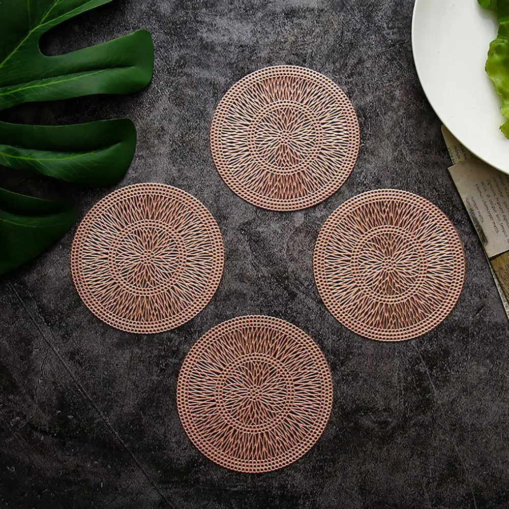 4Pcs Potholder High-quality Nordic Hollow Gilding Dining Table Cup Mat Durable Cup Mat 
4Pcs Potholder High-quality Nordic Hollow Gilding Dining Table Cup Mat Durable Cup Mat