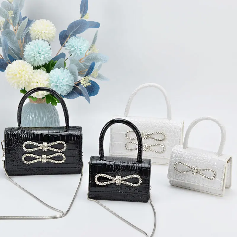 New Fashionable Women's Crossbody Bag Diamond Bow Handbag Crocodile Pattern Mini Shoulder Crossbody Temperament Square Bag 
New Fashionable Women's Crossbody Bag Diamond Bow Handbag Crocodile Pattern Mini Shoulder Crossbody Temperament Square Bag