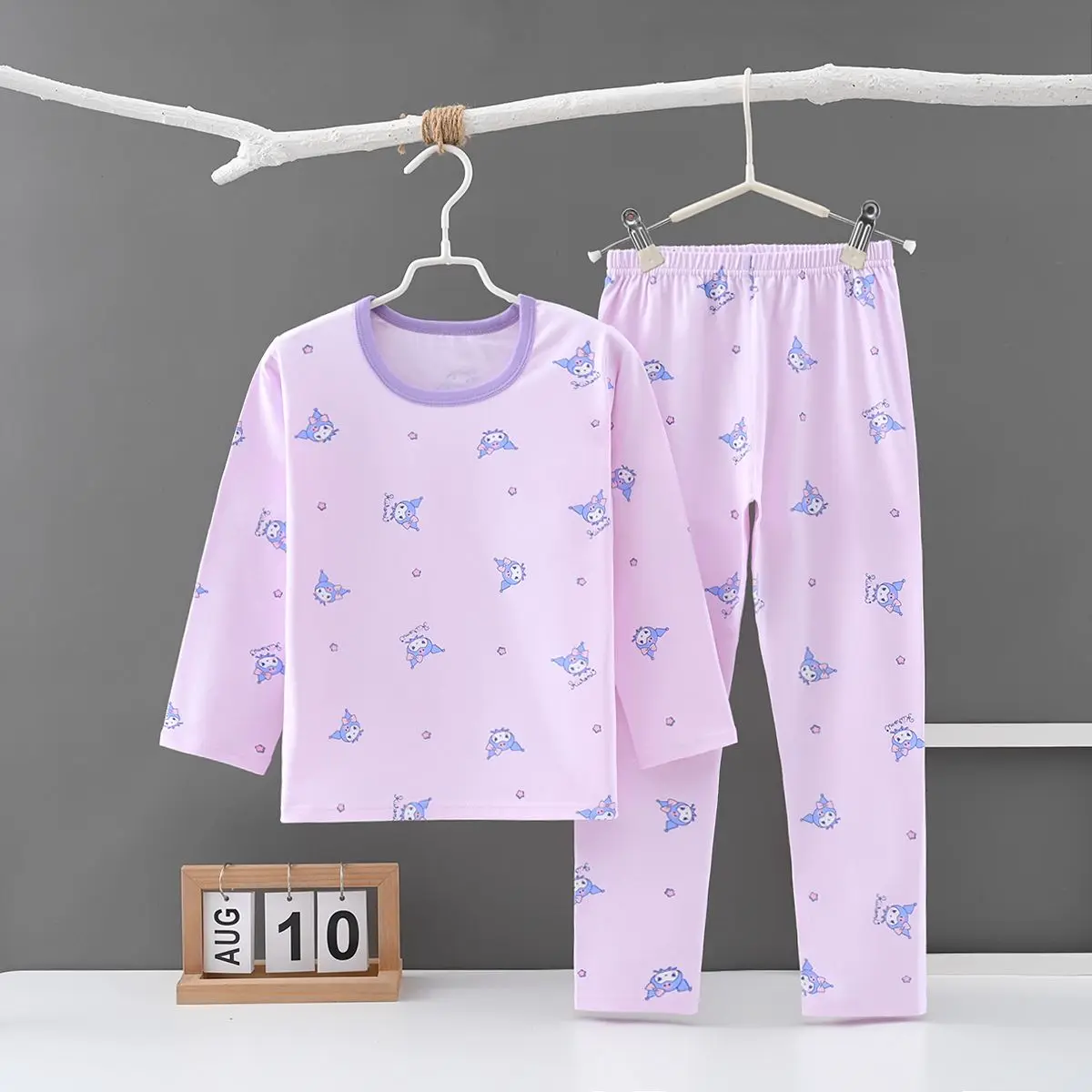 Kawaii Sanrio Hello Kitty Kuromi Spring and Fall Children Pajamas Cartoon Cute Girl Long-sleeved Pants Pajamas Boy Homewear Suit
Kawaii Sanrio Hello Kitty Kuromi Spring and Fall Children Pajamas Cartoon Cute Girl Long-sleeved Pants Pajamas Boy Homewear Suit