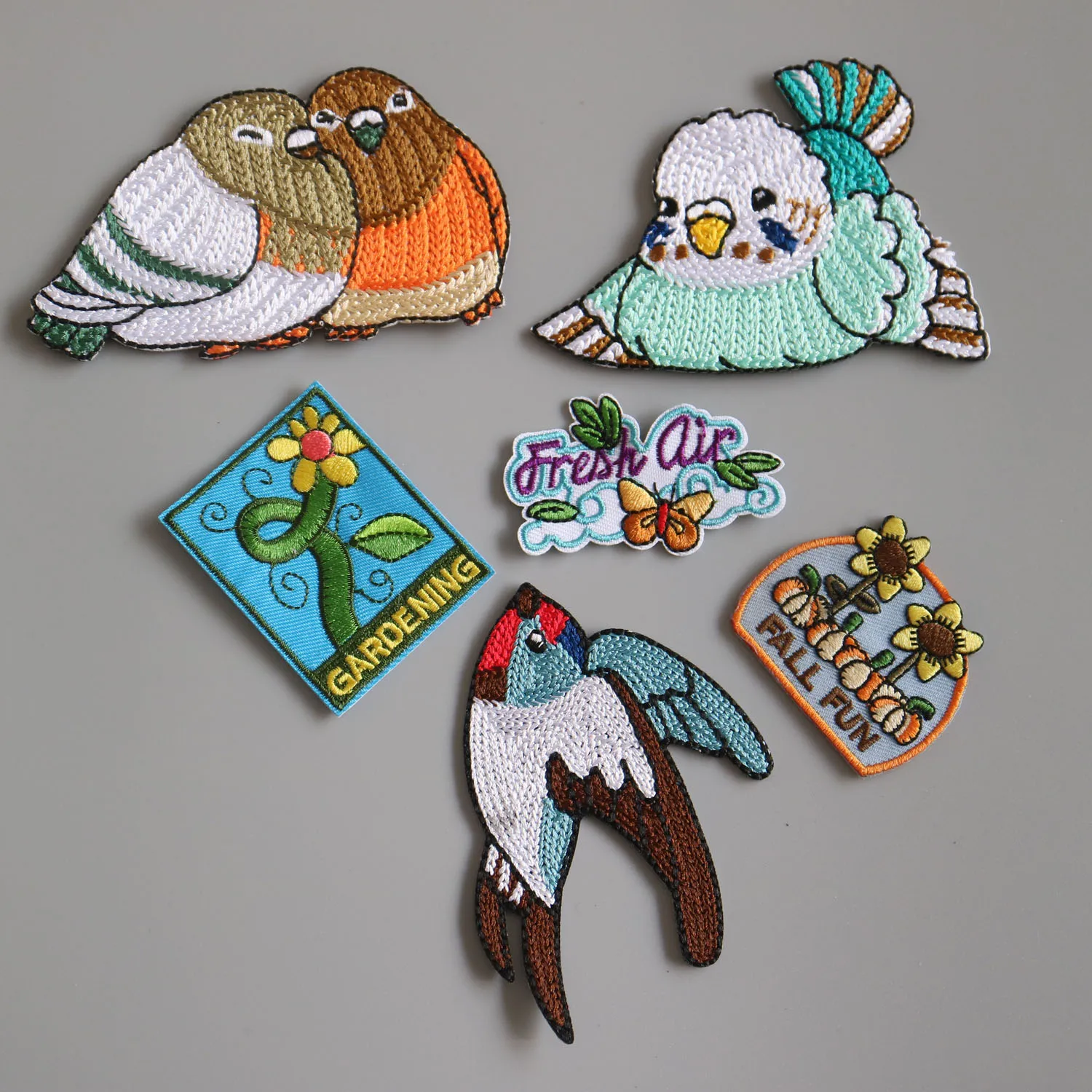 6pc/lot bird embroidery Patches for clothing DIY iron on parches applique for clothes embroidered badge
6pc/lot bird embroidery Patches for clothing DIY iron on parches applique for clothes embroidered badge