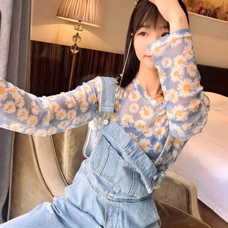 2021 ins Mesh Top Slim All-match Thin Sunscreen Long Sleeve Base T-shirt kawaii clothes graphic tshirt cartoon tshirts for women
2021 ins Mesh Top Slim All-match Thin Sunscreen Long Sleeve Base T-shirt kawaii clothes graphic tshirt cartoon tshirts for women