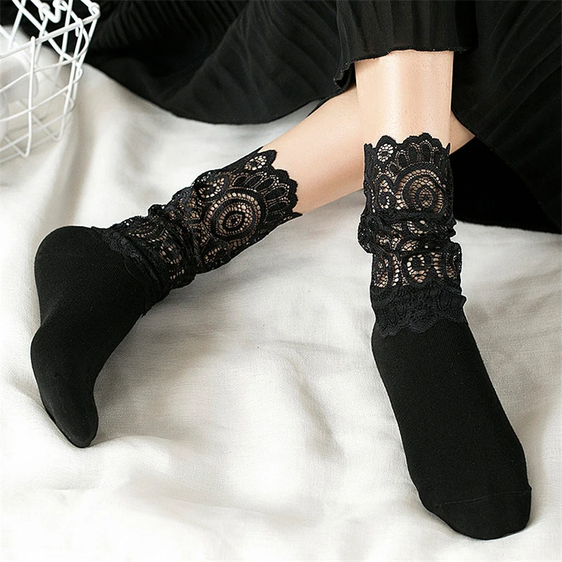 Sexy Lace Floral Mesh Socks Women Black Transparent Short Cotton Sock For Ladies Elastic Retro Cute Socks Female New
Sexy Lace Floral Mesh Socks Women Black Transparent Short Cotton Sock For Ladies Elastic Retro Cute Socks Female New
