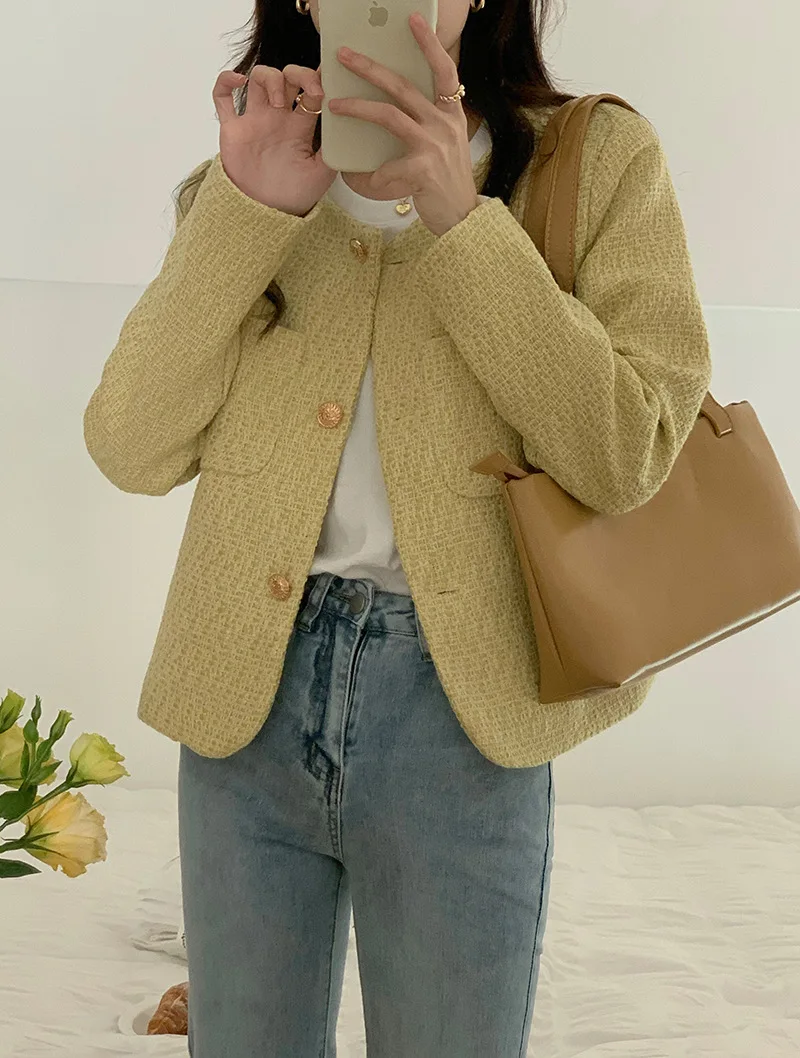 Women Jacket Chic Office Lady Single Breasted Blazer Vintage Coat Korean Fashion round Collar Long Sleeve Ladies Outerwear Top
Women Jacket Chic Office Lady Single Breasted Blazer Vintage Coat Korean Fashion round Collar Long Sleeve Ladies Outerwear Top