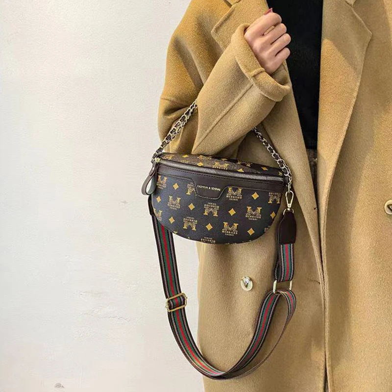 Female Waist Bag Women Shoulder Waist Bags Fashionable Chain Wide Strap Crossbody Bag Outdoor Casual Phone Purses Chest Bags
Female Waist Bag Women Shoulder Waist Bags Fashionable Chain Wide Strap Crossbody Bag Outdoor Casual Phone Purses Chest Bags