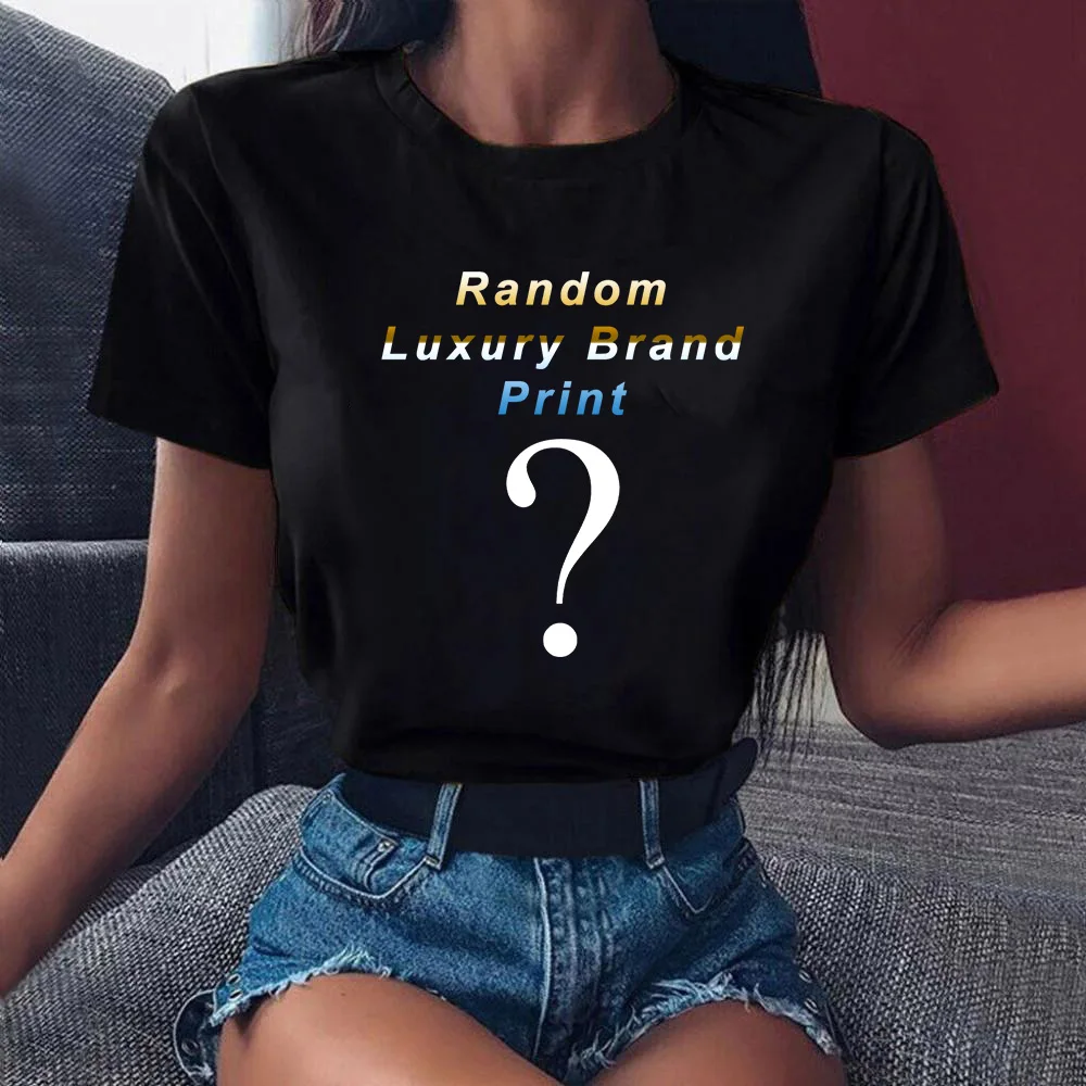 Женская футболка с коротким рукавом, круглым вырезом и принтом 
Женская футболка с коротким рукавом, круглым вырезом и принтом