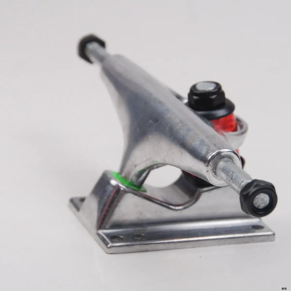 5inch Skateboard Steering Bracket Aluminum-magnesiums Alloy Skateboard Accessories
5inch Skateboard Steering Bracket Aluminum-magnesiums Alloy Skateboard Accessories