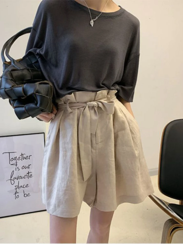 New Cotton and Linen High-waisted Wide-leg Shorts Women's Summer New Loose and Thin All-match Flower Bud Waist Casual Pants
New Cotton and Linen High-waisted Wide-leg Shorts Women's Summer New Loose and Thin All-match Flower Bud Waist Casual Pants