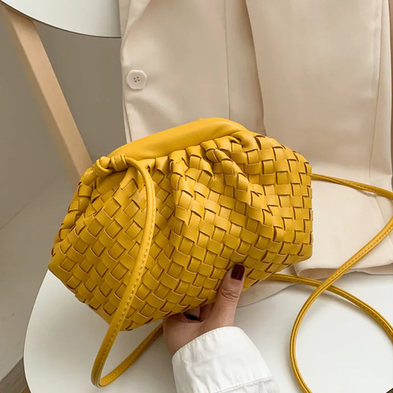 Luxury Ladies Weave Bag Soft Leather Crossbody Shoulder Bags For Women 2022 Fashion Female Brand Handbag And Purse Lady Hobo Bag
Luxury Ladies Weave Bag Soft Leather Crossbody Shoulder Bags For Women 2022 Fashion Female Brand Handbag And Purse Lady Hobo Bag