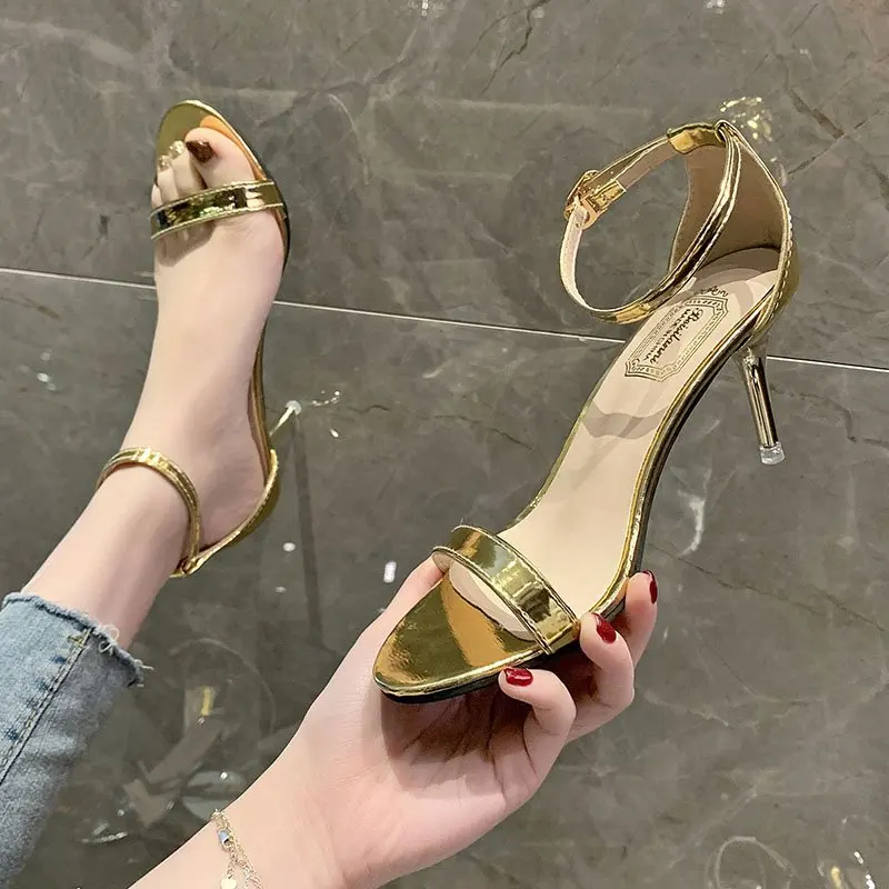 Sandals Women 2022 Summer New Korean Elegant Temperament Sexy Open Toe Buckle Stiletto High Heels Fashion Women' Sandals
Sandals Women 2022 Summer New Korean Elegant Temperament Sexy Open Toe Buckle Stiletto High Heels Fashion Women' Sandals