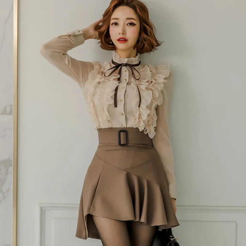 Clothes for Women 2021 Autumn Fashion Casual Luxury Vintage Sweet Korea Style Sexy Ruffles Shirt and Short Skirt Two Piece Sets
Clothes for Women 2021 Autumn Fashion Casual Luxury Vintage Sweet Korea Style Sexy Ruffles Shirt and Short Skirt Two Piece Sets