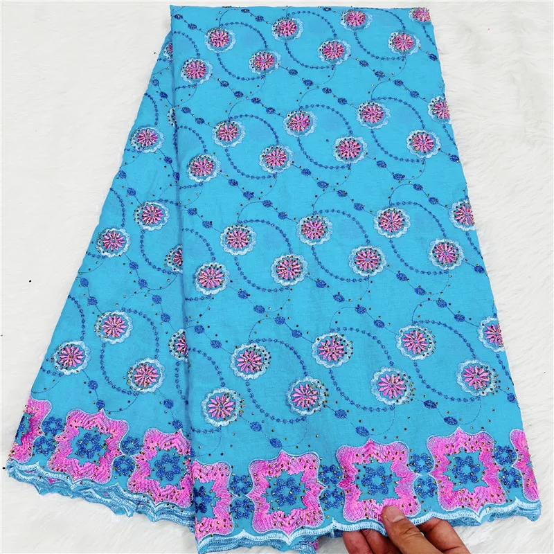 5 yard Swiss lace fabric heavy beaded With diamond embroidery African 100% cotton Swiss voile lace popular Dubai style HL080701
5 yard Swiss lace fabric heavy beaded With diamond embroidery African 100% cotton Swiss voile lace popular Dubai style HL080701