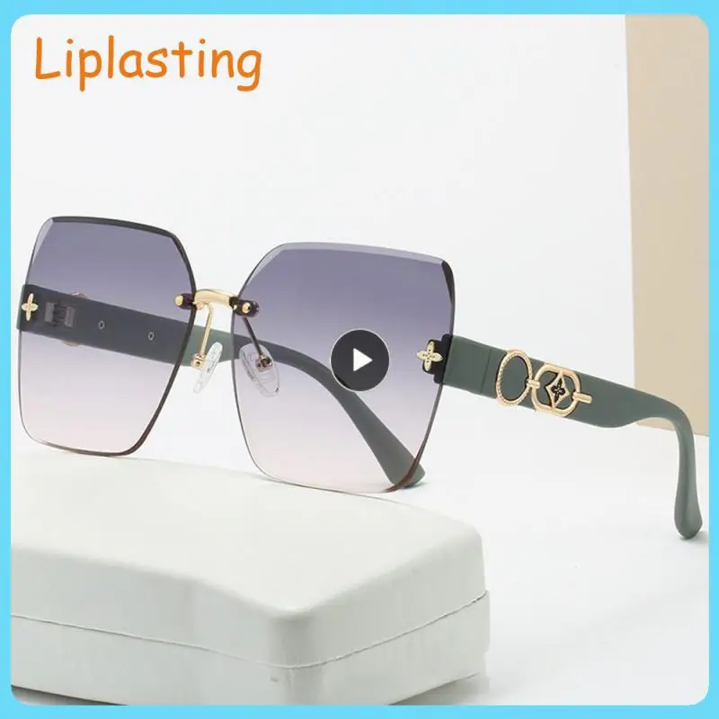Sunglasses Summer Fashion Summer Travel Sunglasses Shades For Men Women Eyeglasses For Fishing Fashion Sun Visor Eyewear
Sunglasses Summer Fashion Summer Travel Sunglasses Shades For Men Women Eyeglasses For Fishing Fashion Sun Visor Eyewear