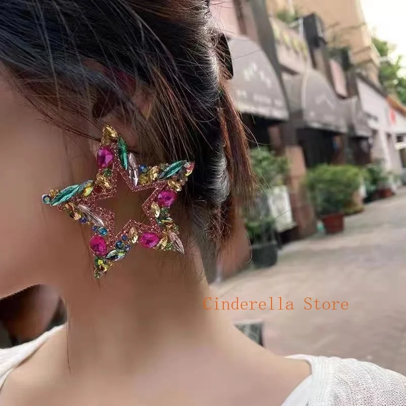 2023 Fashion High Quality Colorful Rhinestone Ear Ornaments with Versatile Temperament earrings for women
2023 Fashion High Quality Colorful Rhinestone Ear Ornaments with Versatile Temperament earrings for women
