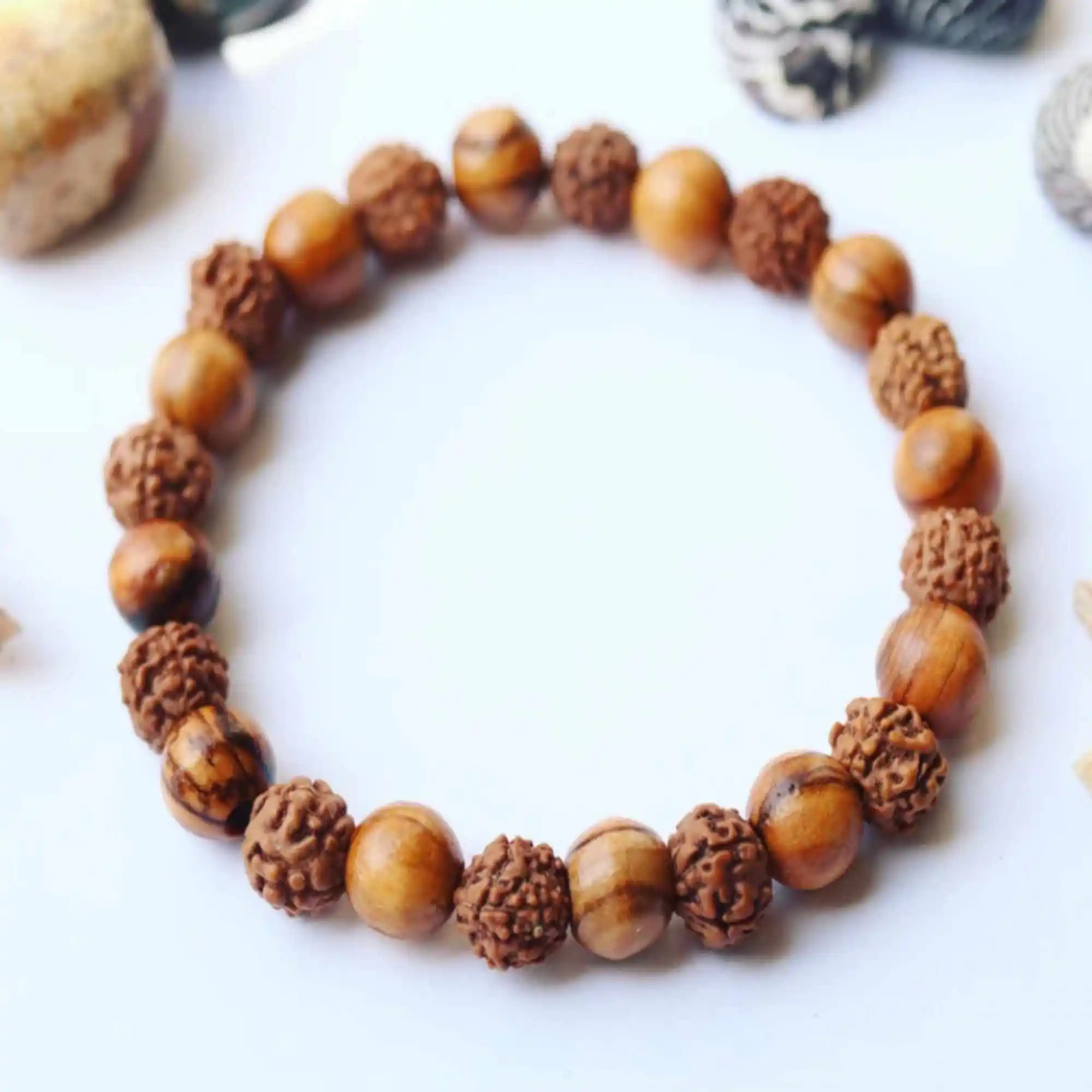 Красивый деревянный браслет из оливкового дерева Rudraksha, 8 мм, для йоги, для Дня Святого Валентина, свадьбы, Рождества
Красивый деревянный браслет из оливкового дерева Rudraksha, 8 мм, для йоги, для Дня Святого Валентина, свадьбы, Рождества