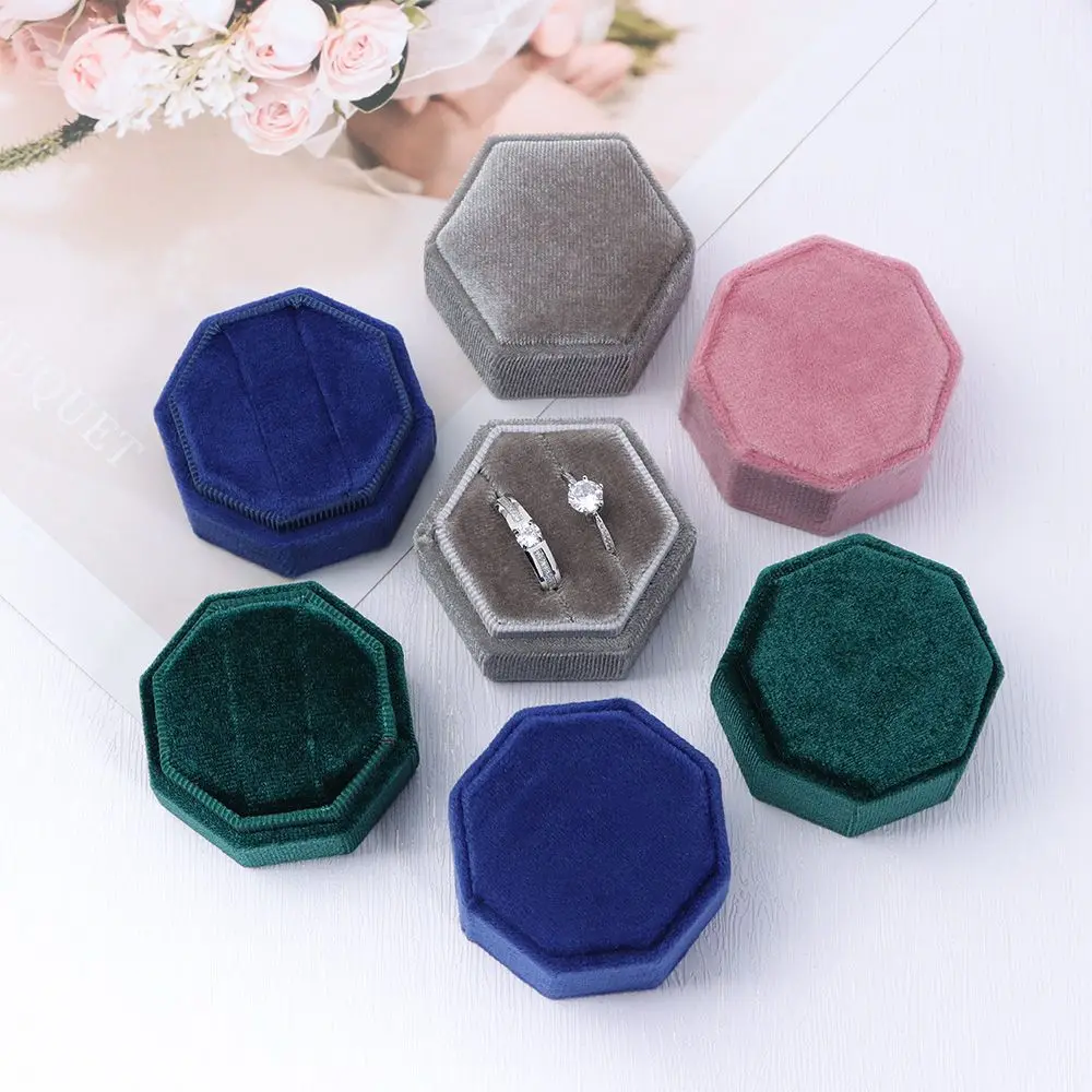 High-quality Octagonal Exquisite Wedding Double Ring Storage Box Display Box Velvet Jewelry Box With Detachable Lid
High-quality Octagonal Exquisite Wedding Double Ring Storage Box Display Box Velvet Jewelry Box With Detachable Lid