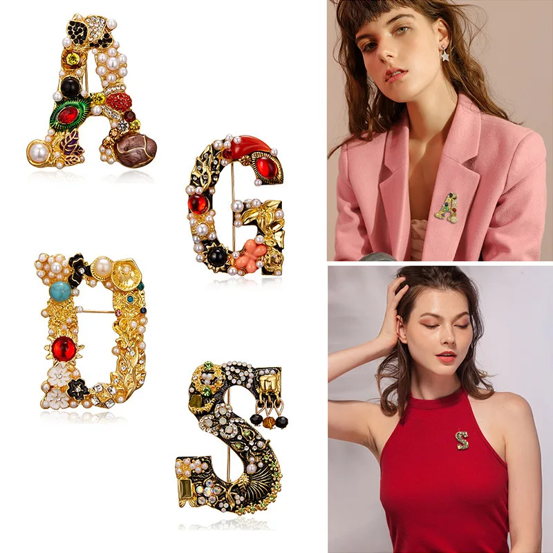 Retro Fashion Rhinestone Pearl Letter Brooch High-end Clothing Accessories Clothing Accessories Brooch Wholesale
Retro Fashion Rhinestone Pearl Letter Brooch High-end Clothing Accessories Clothing Accessories Brooch Wholesale