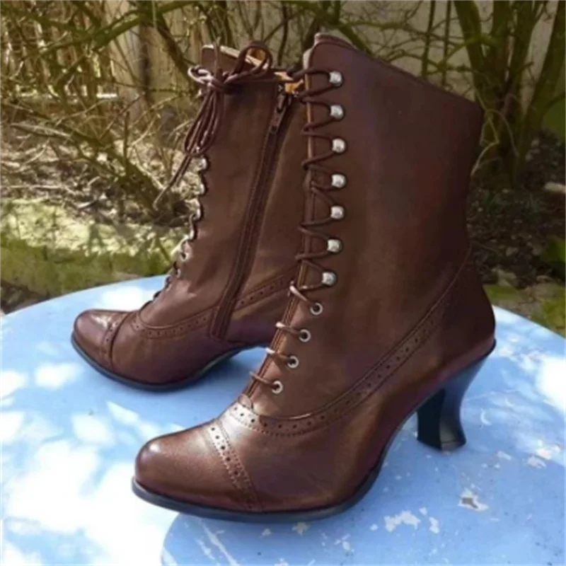 2023 New Winter Lace Up Ladies High Heel Shoes Motocycle Boot Victorian Boots Women Fashion Pointed Toe Thick Soled Short Boot
2023 New Winter Lace Up Ladies High Heel Shoes Motocycle Boot Victorian Boots Women Fashion Pointed Toe Thick Soled Short Boot
