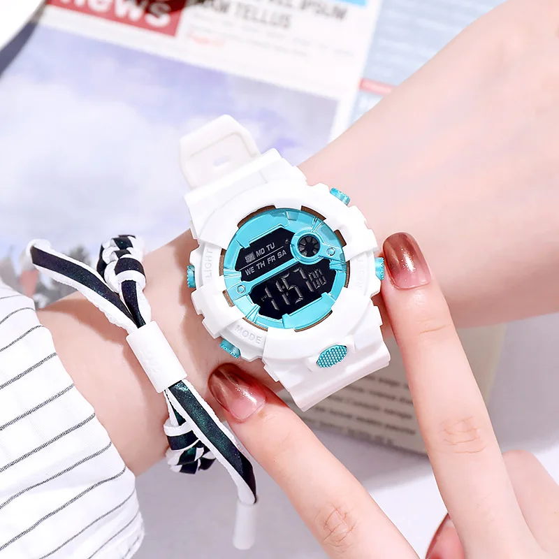 Sport Digital Round Watch Luminous Fashion LED Dial Casual Wrist Watches Rubber Strap Fashionable Waterproof Wrist Watch for Men
Sport Digital Round Watch Luminous Fashion LED Dial Casual Wrist Watches Rubber Strap Fashionable Waterproof Wrist Watch for Men