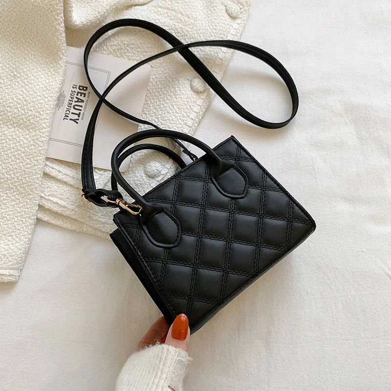 Diamond Lattice Crossbody Bag Women Shoulder Bag 2023 Small Handbags and Purses Designer Cross Body Bag for Women Flap Mini Tote
Diamond Lattice Crossbody Bag Women Shoulder Bag 2023 Small Handbags and Purses Designer Cross Body Bag for Women Flap Mini Tote