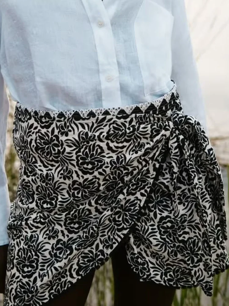 Kumsvag 2023 Women Summer Mini Skirts Fashion Print Wrapping style Bow A-LINE Female Sweet Elegant Skirt Clothing BB3417
Kumsvag 2023 Women Summer Mini Skirts Fashion Print Wrapping style Bow A-LINE Female Sweet Elegant Skirt Clothing BB3417