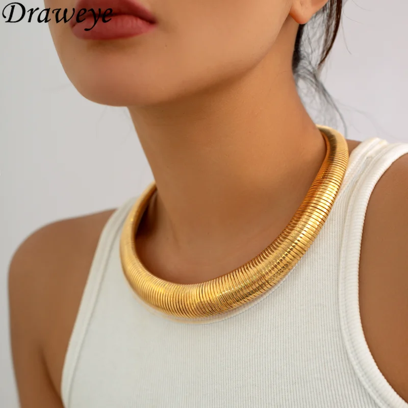 Draweye Collares Para Mujer Snake Chains Metal Hiphop Punk Style Vintage Necklace for Women Geometric Gold Color Jewelry
Draweye Collares Para Mujer Snake Chains Metal Hiphop Punk Style Vintage Necklace for Women Geometric Gold Color Jewelry