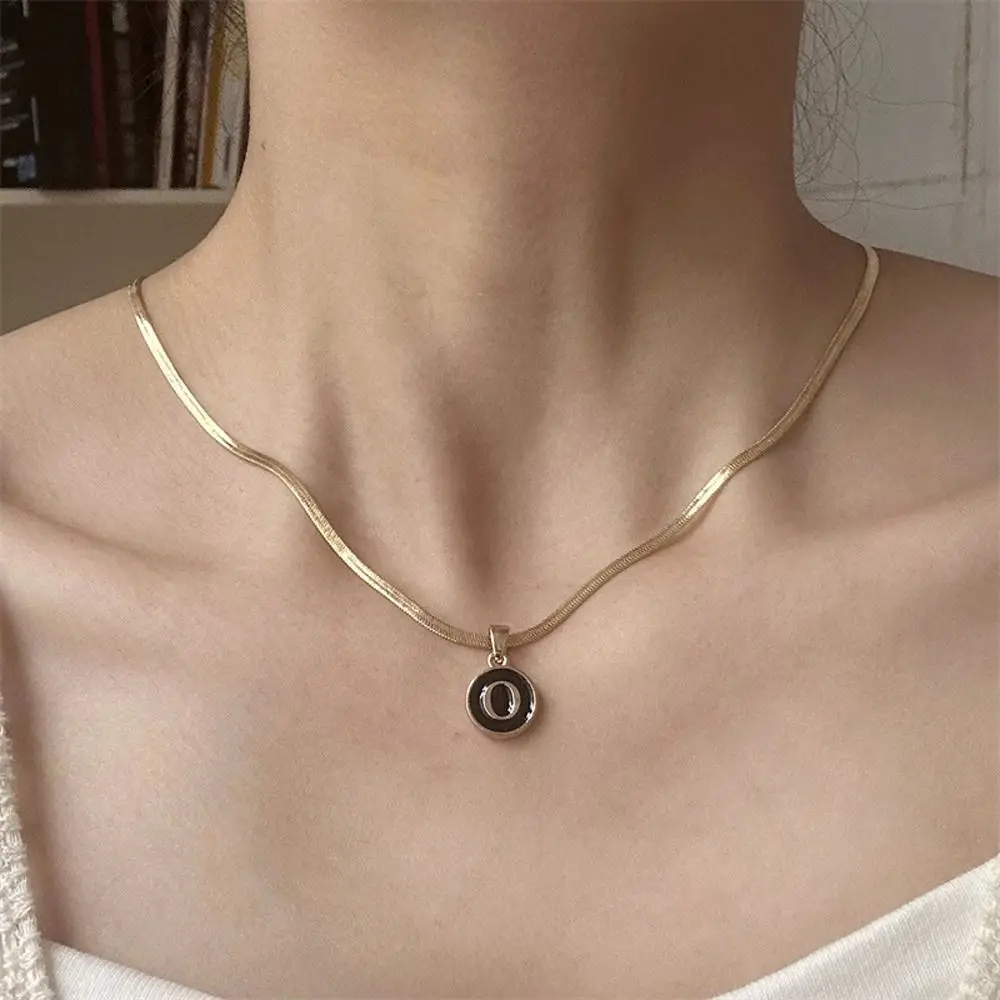 Copper Round A-Z Letter Pendant Necklace Personality Electroplate 26 Letters Alloy Girl Choker Daily Life
Copper Round A-Z Letter Pendant Necklace Personality Electroplate 26 Letters Alloy Girl Choker Daily Life