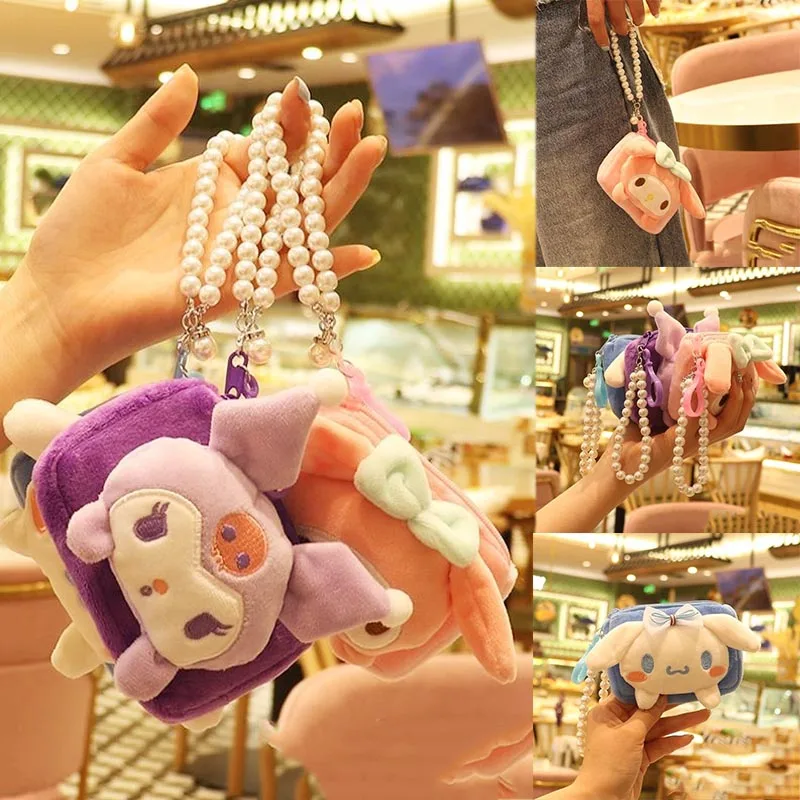 Kawaii Sanrioed плюшевая монета Pursemy Melody Kuromi Cinnamoroll, кошелек с ремешком на запястье, мультяшный пуриновый кошелек, сумка для денег с жемчугом, брасле...
Kawaii Sanrioed плюшевая монета Pursemy Melody Kuromi Cinnamoroll, кошелек с ремешком на запястье, мультяшный пуриновый кошелек, сумка для денег с жемчугом, брасле...