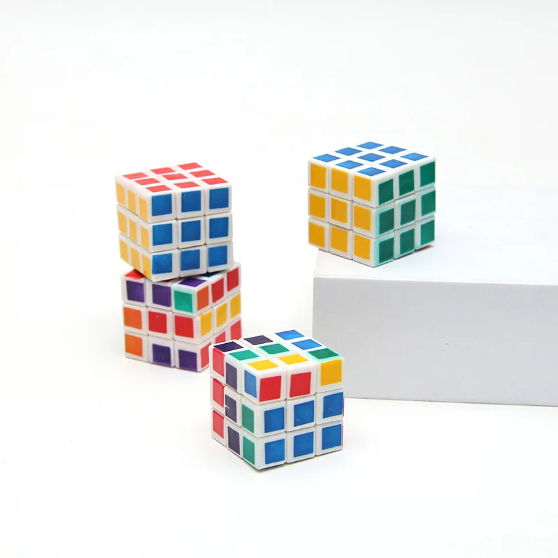 3cm Mini Magic Cube Children'S Decompression Puzzle Rotating Toy 3d Three-Dimensional Geometric Third-Order Fingertip Toy Gift
3cm Mini Magic Cube Children'S Decompression Puzzle Rotating Toy 3d Three-Dimensional Geometric Third-Order Fingertip Toy Gift