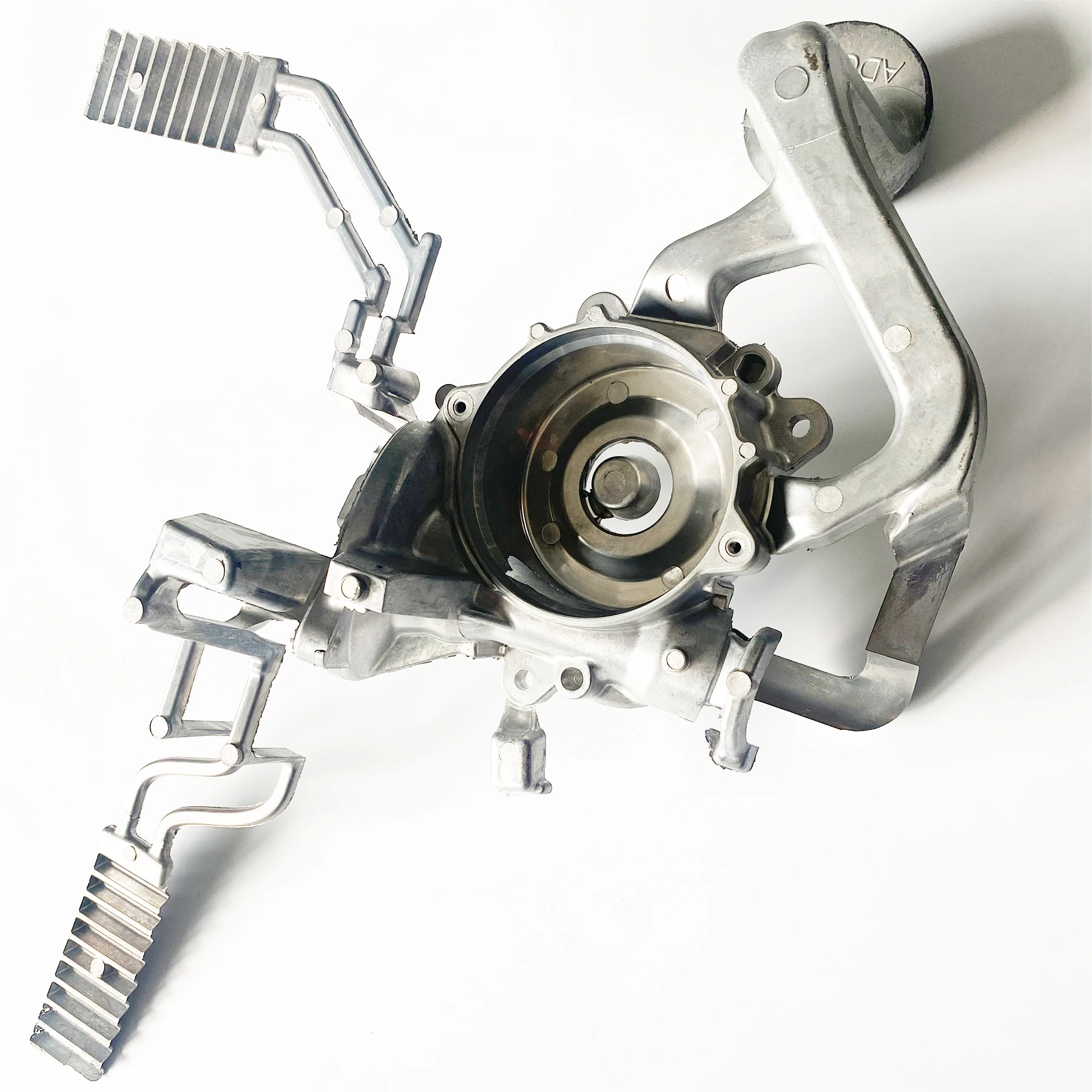 die cast aluminum
die cast aluminum