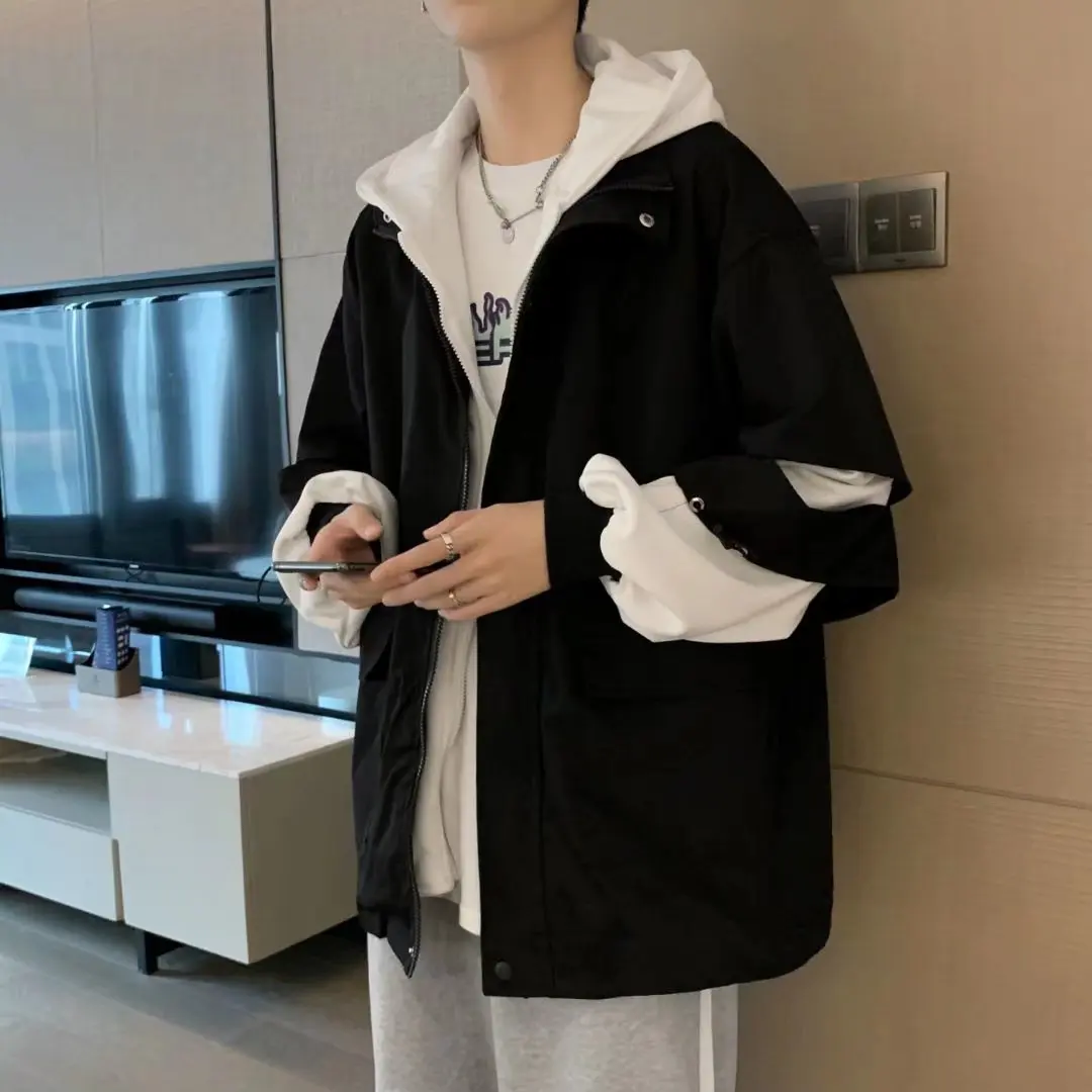 Fake two-piece casual jacket male Korean version of spring tide card handsome sports student jacket
Fake two-piece casual jacket male Korean version of spring tide card handsome sports student jacket